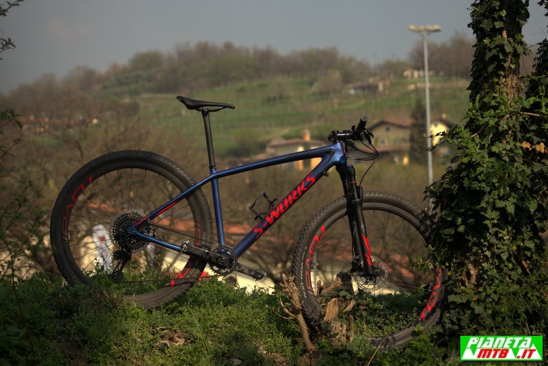 specialized cross country bike