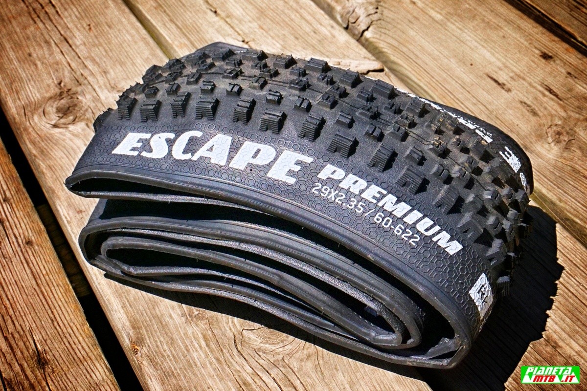 Goodyear Escape - gomma da Trail Bike