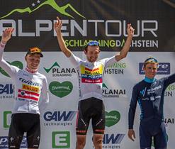 alpentour-podio-stage1.jpg