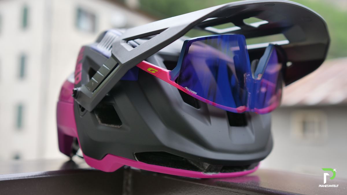 casco occhiali julbo 2024