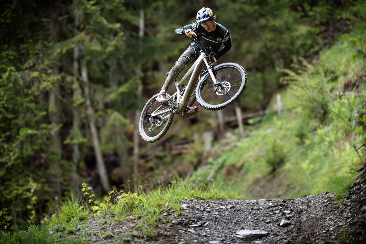 scor 6080 z ebike bosch enduro downhill 2024 