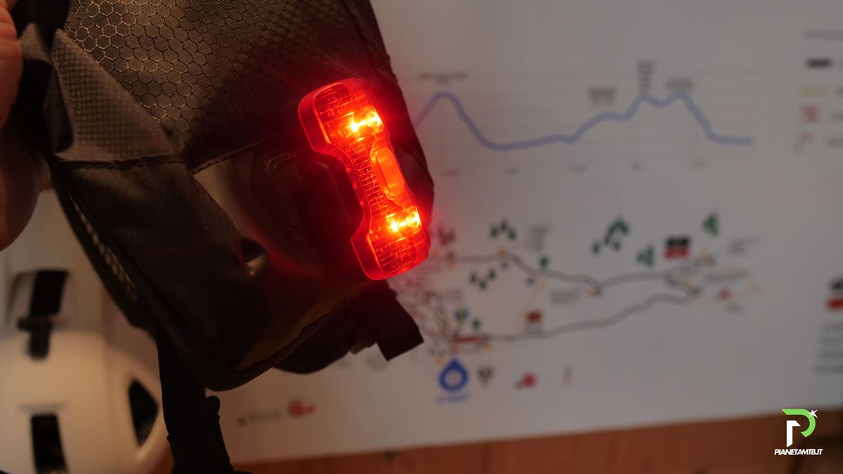 luci ciclismo zefal 2024