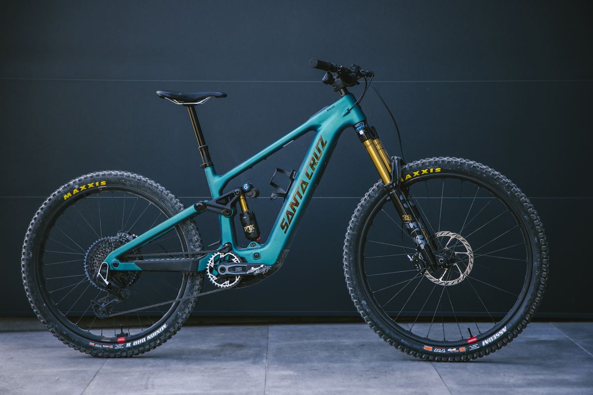 SANTA CRUZ BULLIT 4