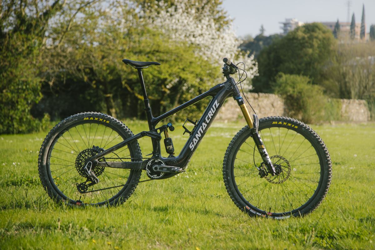 SANTA CRUZ BULLIT 4