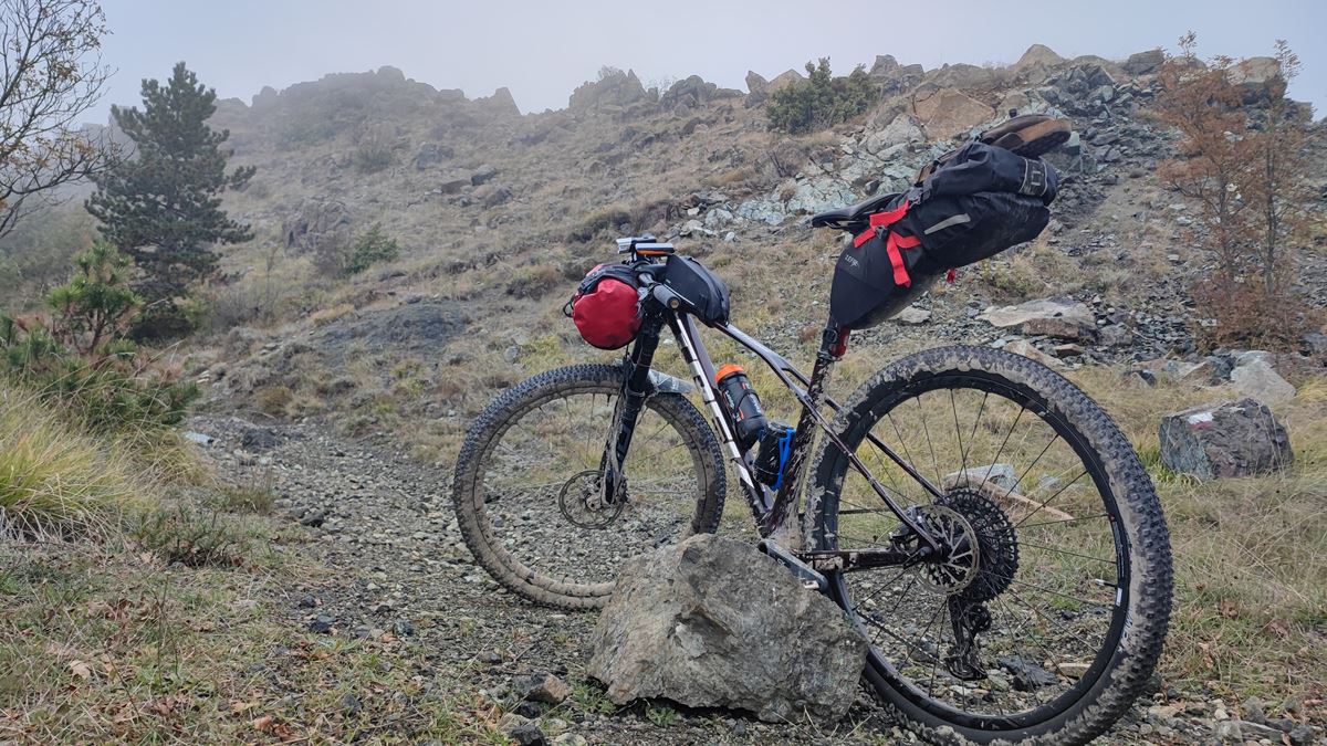 https://elabora.pianetamountainbike.it/public/Fotografie_2024/Novembre_1/2024_pianetamtb_fsa_i28test14 (1).jpg