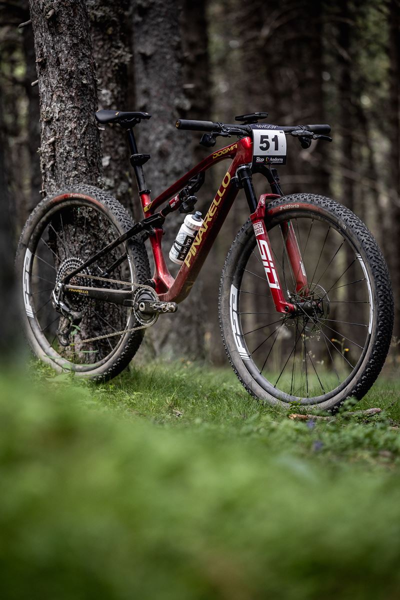 pinarello dogma xc pidcock 2025