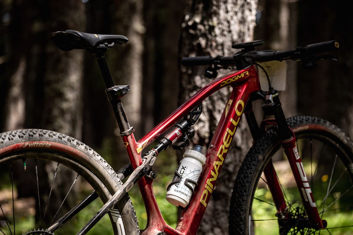 pinarello dogma xc pidcock 2025