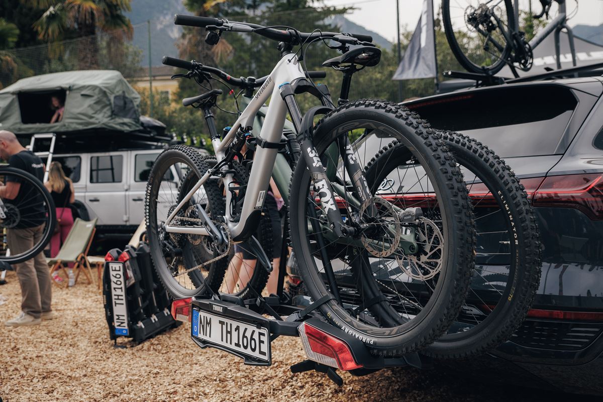 thule outpace portabici 2025