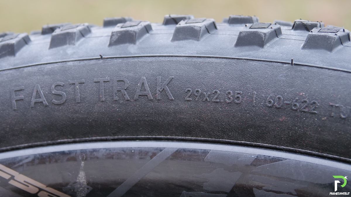 gomme specialized fast track air track 2025