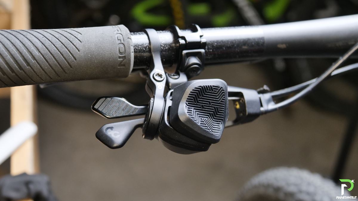 rockshox reverb axs dropper 2025