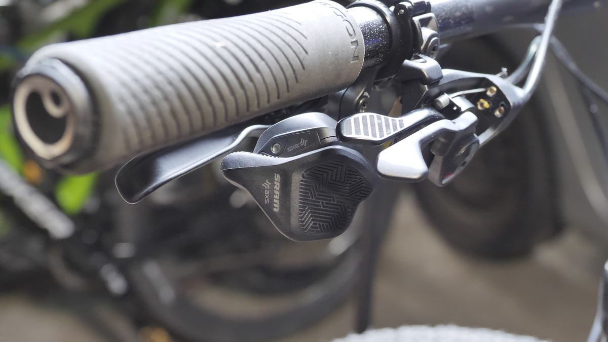 rockshox reverb axs dropper 2025