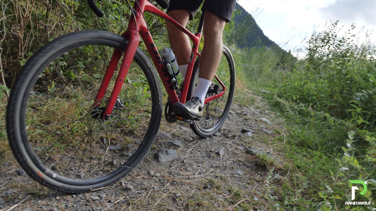 Fizik Terra Atlas 2025 scarpe gravel
