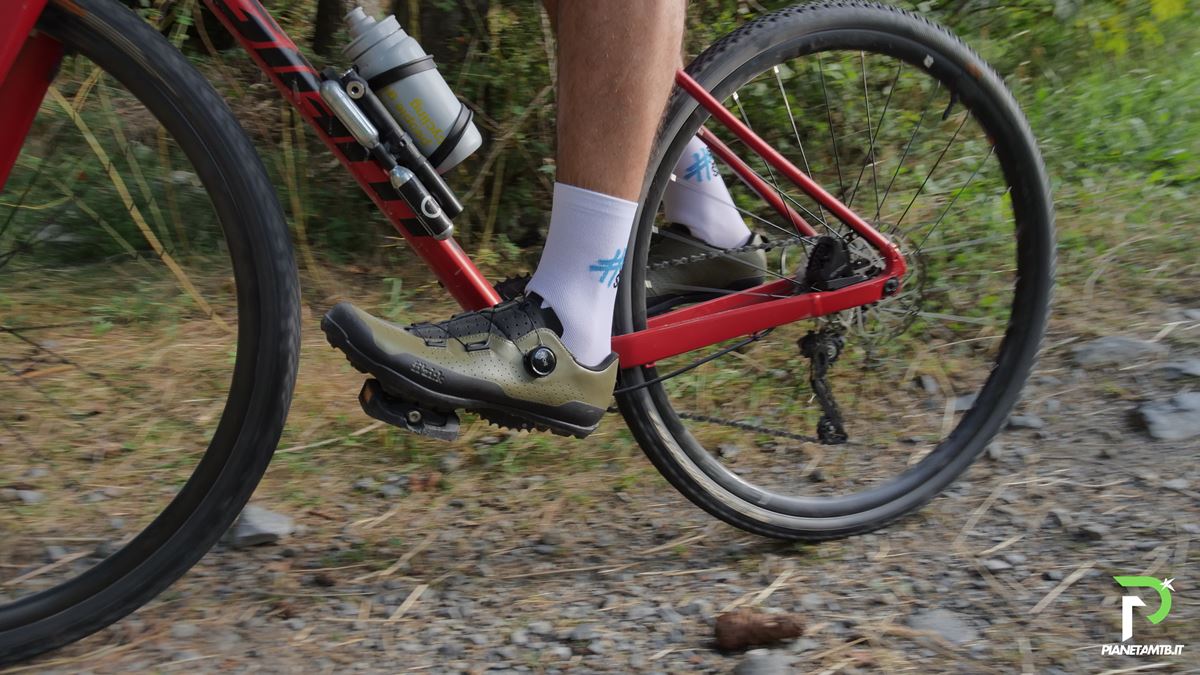 Fizik Terra Atlas 2025 scarpe gravel