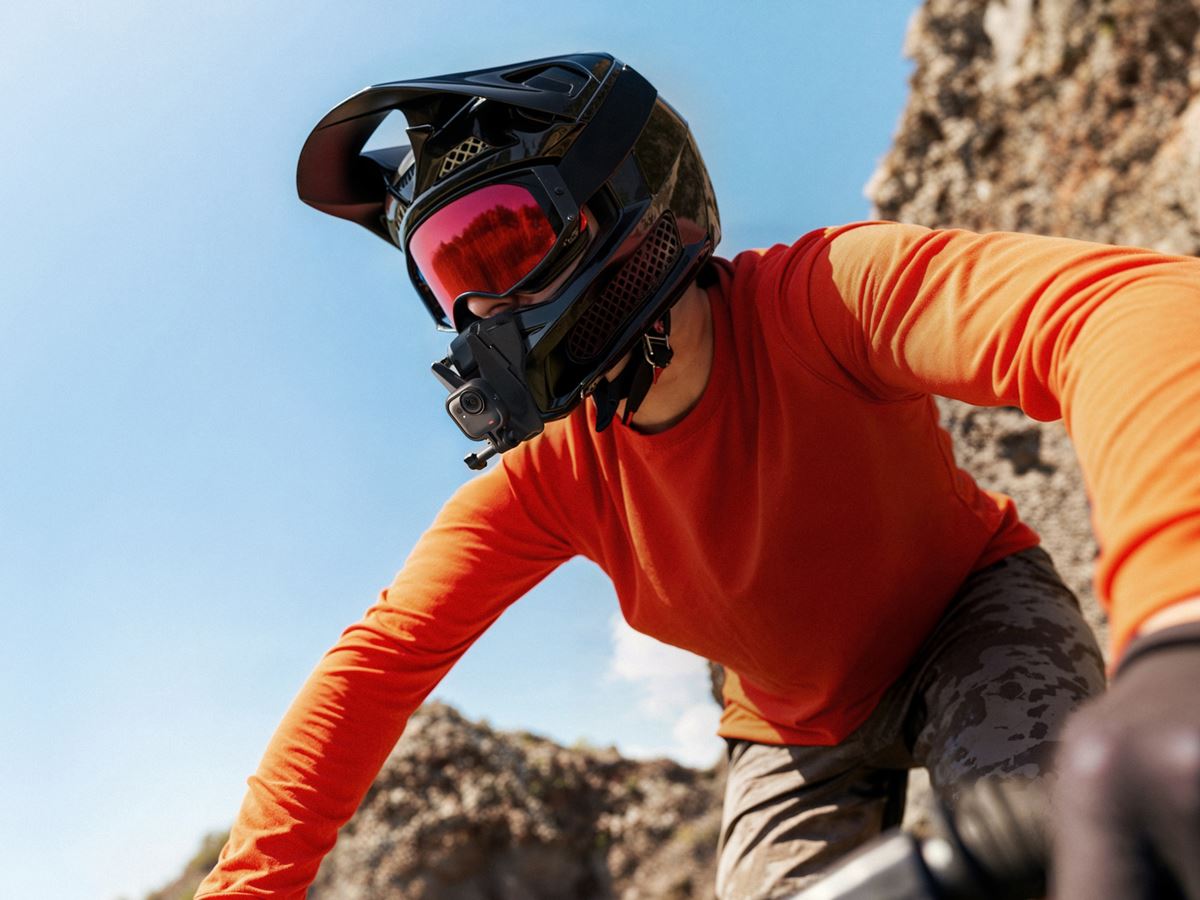 insta360 go ultra actioncam 2025