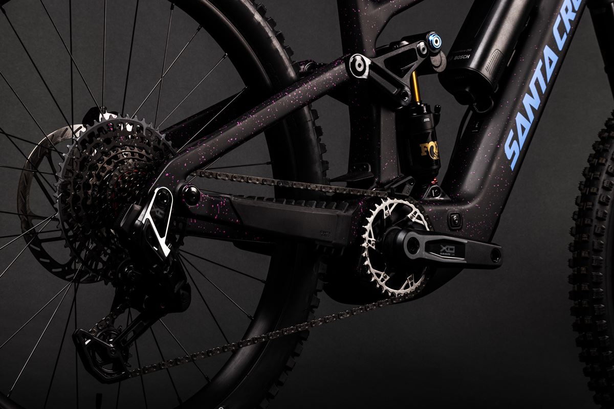 SANTA CRUZ BULLIT PODIUM