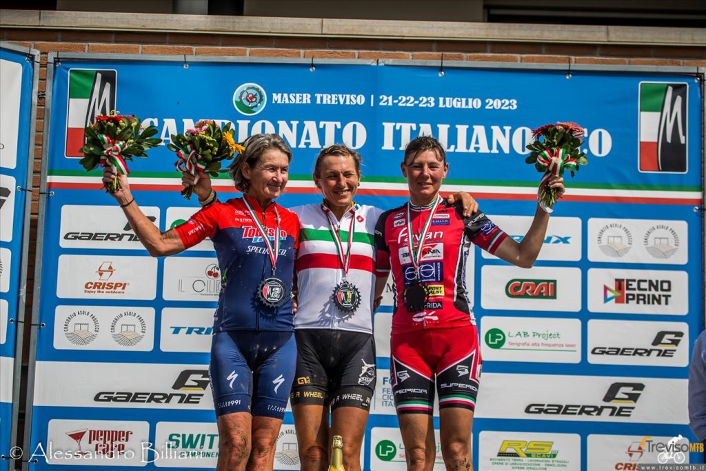 Paola Bonacina ancora sul podio al suo ventesimo Campionato Italiano XCO