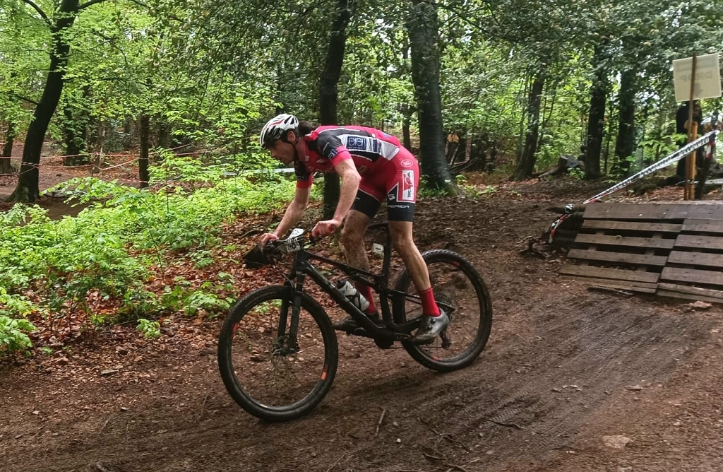 Prima vittoria 2023 per Fabio Pessina nella Top Class di Cuasso al Monte