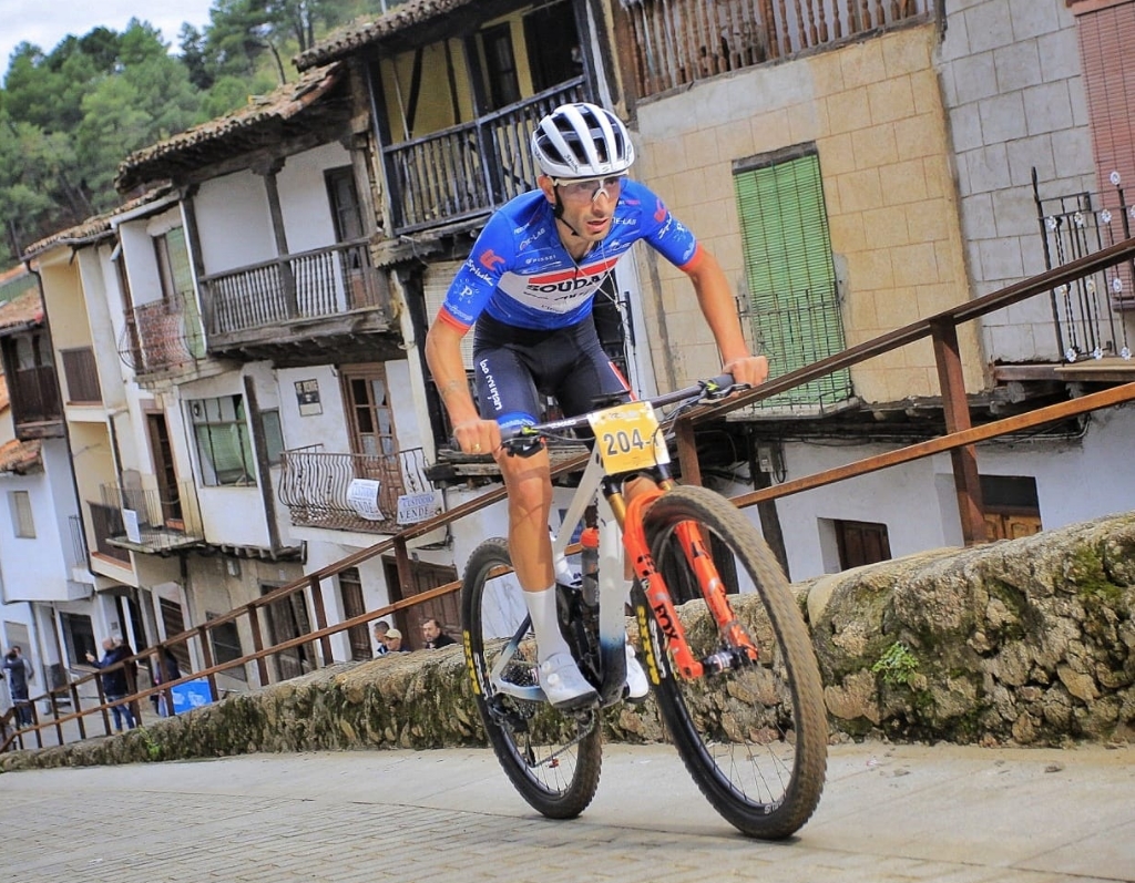 Victor Fernadez secondo classificato in coppia con Sergio Garcìa Gonzàlez alla Picota Bike Race
