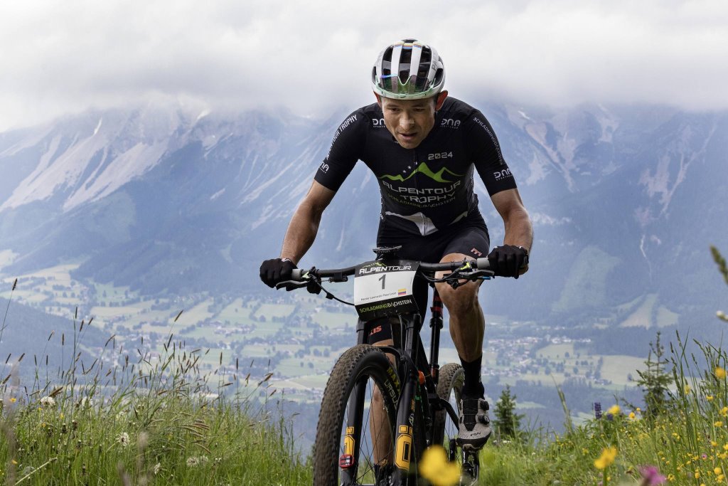 Leonardo Paez vincitore per la quinta volta dell'Alpentour Trophy