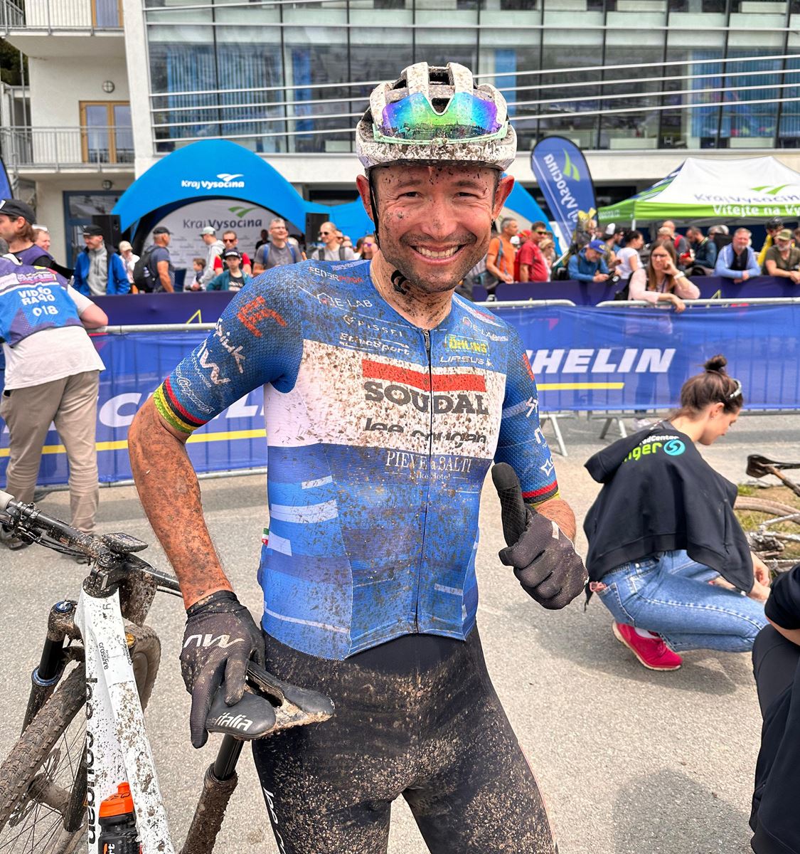 Leonardo Paez dopo l'arrivo del primo round di Coppa del Mondo Marathon a Nove Mesto