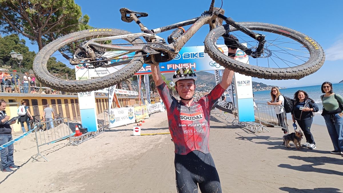 Seconda vittoria consecutiva di Dario Cherchi alla Granfondo Muretto di Alassio