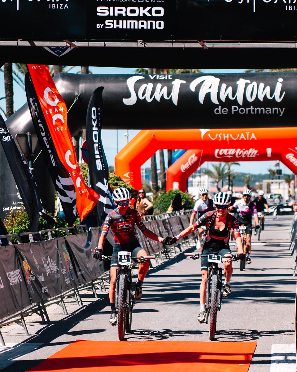 Mairhofer e Morath brillano nella Vuelta Ibiza MTB, loro il secondo gradino del podio