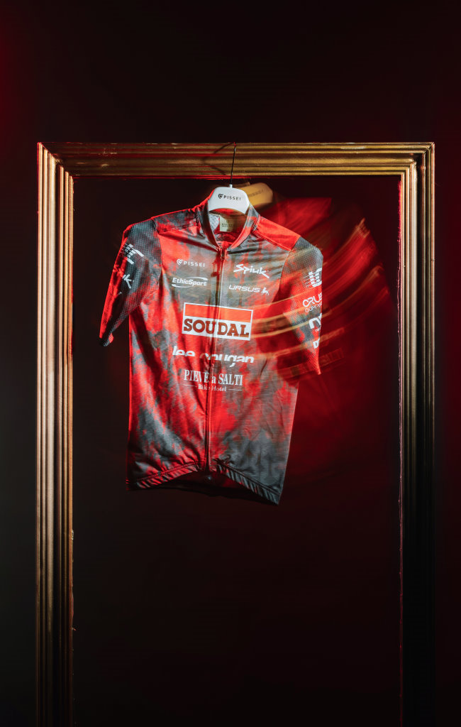 La nuova maglia Pissei di Soudal-Lee Cougan