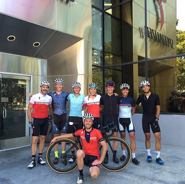 Annika Langvad visita il quartier generale di Specialized Bicycle