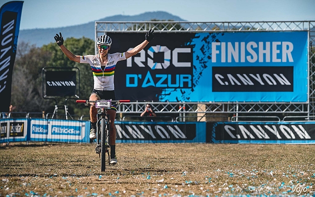 Annika Lagvand vince a braccia alzate la Canyon Roc Marathon 2017